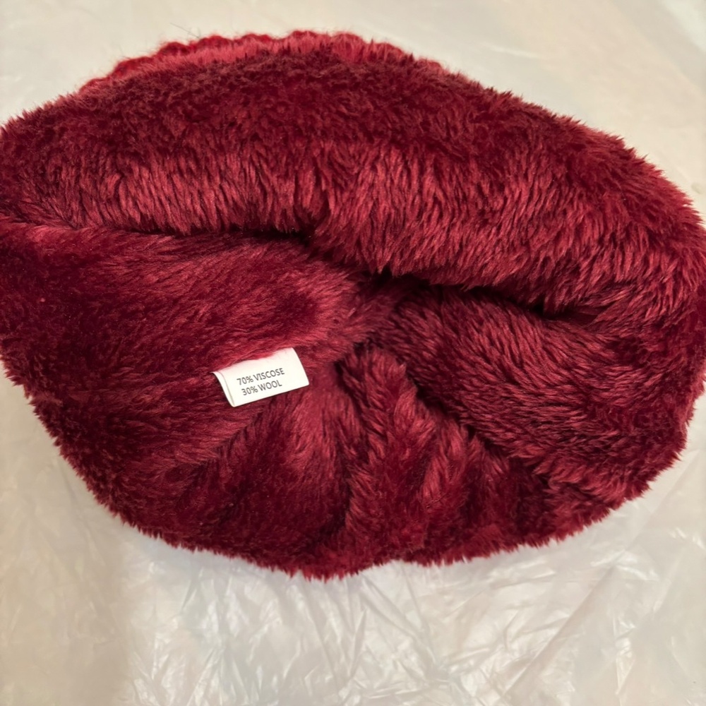 Wool Blend Cable Design Hat Beanie - Picture 2 of 2